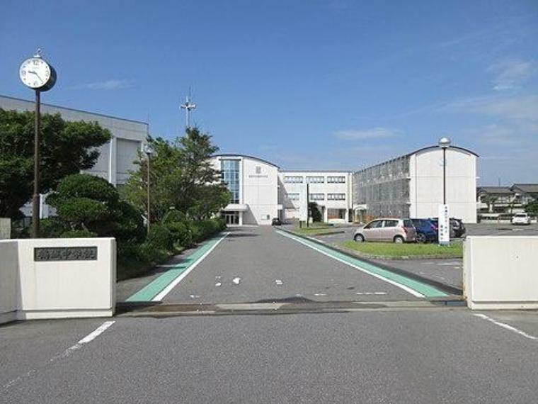 中学校 西尾市立鶴城中学校 西尾市立鶴城中学校まで1800m