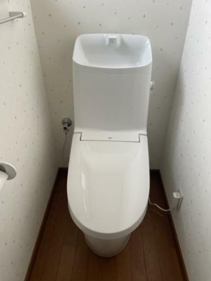 トイレ 新品交換済み トイレは1階2階と2ヶ所付いてます