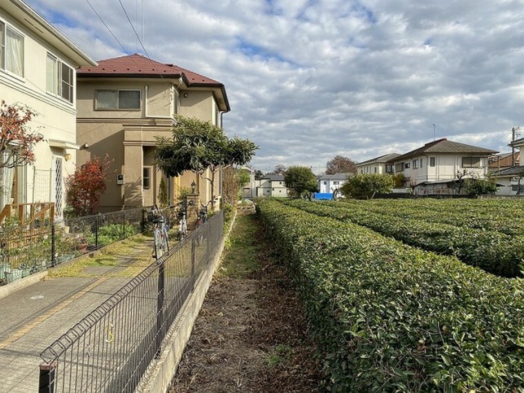 外観写真 現地のご見学予約もスタートしました。周辺で売りに出ている物件も沢山御座います。まとめてご見学ができますのでお気軽にお申しつけください。