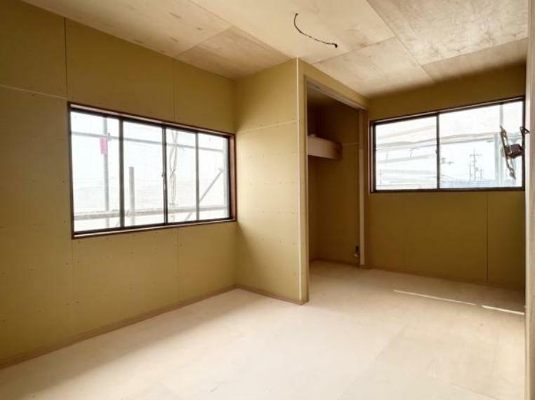 （リフォーム中）2階7帖洋室は天井・壁のクロスと床材の貼替を行う予定です。1間のクローゼットを新設予定です。