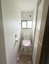 トイレ 【リフォーム中6月8日撮影】1階にはトイレが2つございます。部屋数も多いので2つあると便利ですね。