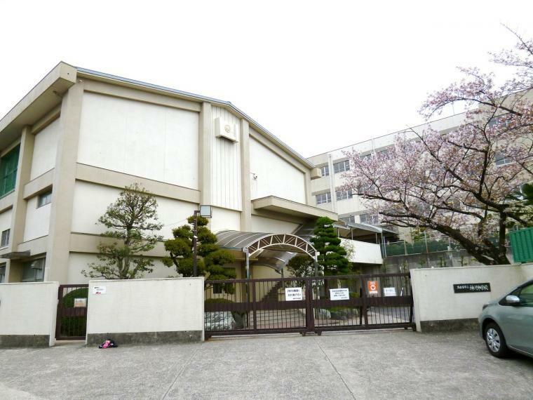 中学校 名古屋市立神沢中学校