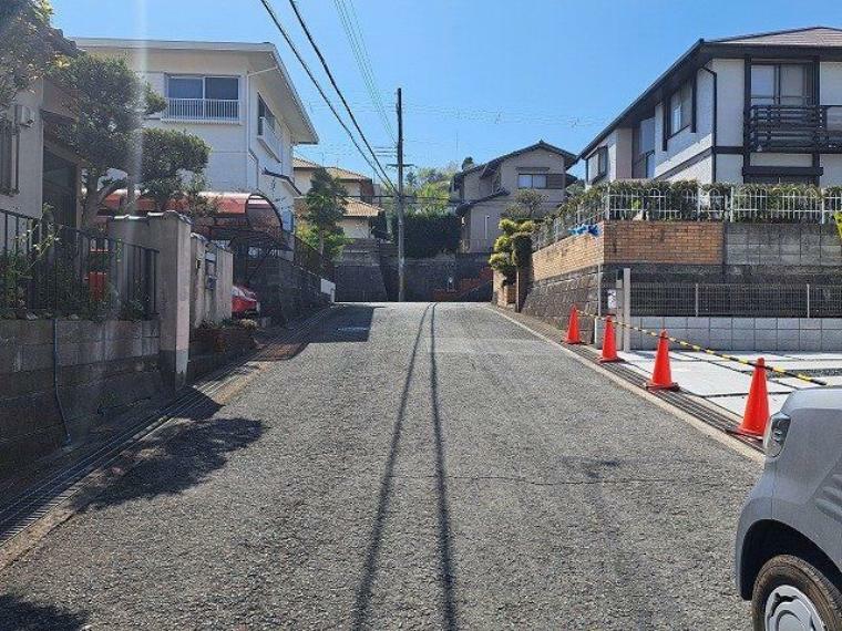 現況写真 現地写真更新！現地ご案内とともに住宅ローンのご相談も承ります！実際の道路幅や雰囲気は、ぜひ一緒に現地で確認いたしましょう