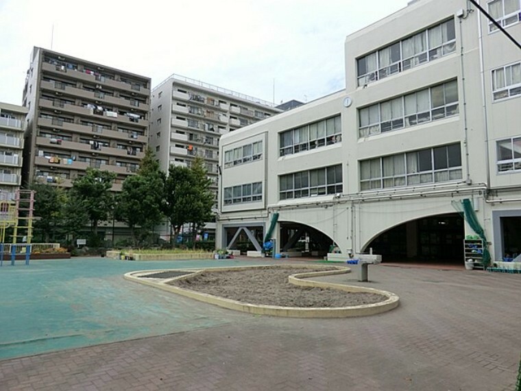 横浜市立森東小学校