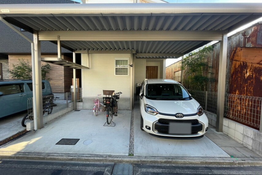 駐車場 物件の駐車スペース［2023年12月4日撮影］