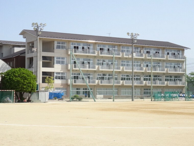 中学校 並榎中学校