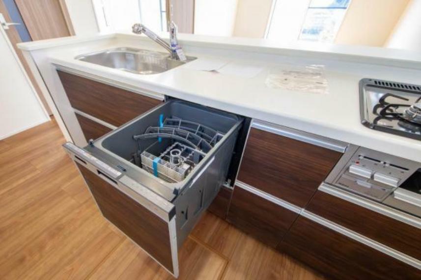 ■ビルドイン食洗器■　面倒な洗い物もボタンひとつで簡単洗浄