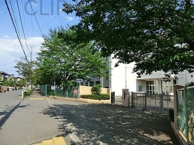 中学校 八王子市立石川中学校 徒歩8分。