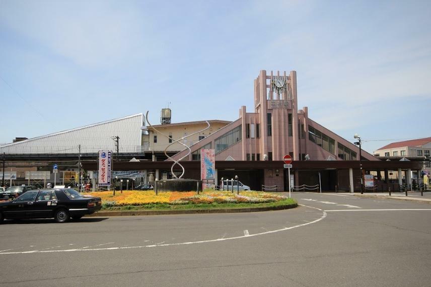 外観・現況 羽村駅　徒歩6分・立川・新宿駅まで直通でアクセス可能で通勤通学に便利です。