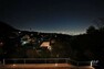 眺望 バルコニーからの夜景（東方向）［2023年12月9日撮影］