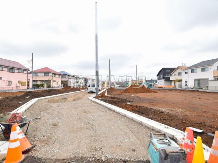 現況写真 接道状況および現場風景　【国分寺市戸倉1丁目】