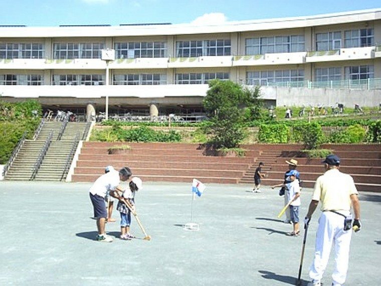 小学校 六会小学校