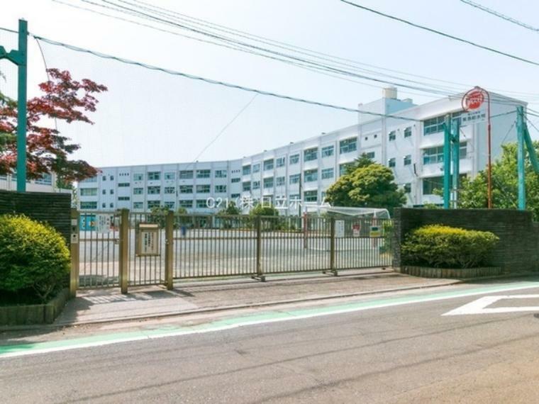 小学校 横浜市立小雀小学校