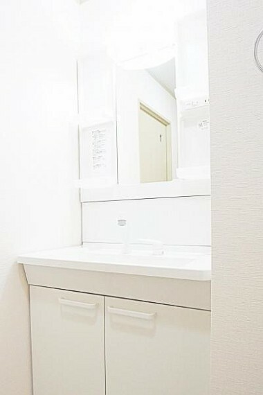 洗面化粧台 【専用部・室内写真】洗面化粧台