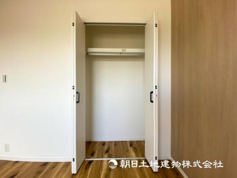 収納 【収納】居住空間を広く使用するには必要な収納、物を部屋に出さない様にすることも大事です