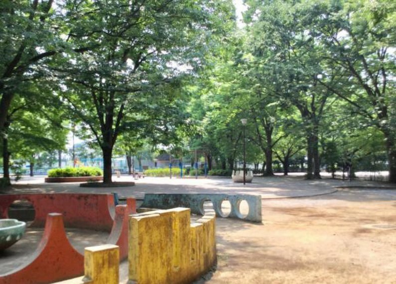 公園 成増北第一公園:休日にお子様と遊べる公園まで徒歩17分（約1437m）