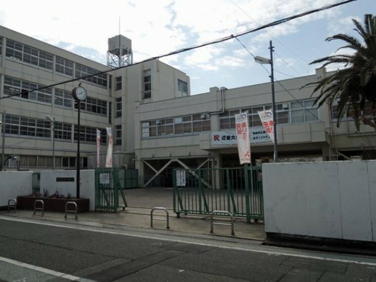 中学校 吹田市立第一中学校