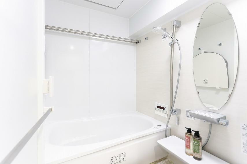 浴室1416サイズ、浴室暖房乾燥機付き