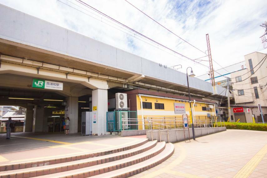 西浦和駅（JR武蔵野線の走る西浦和駅では、本線と大宮支線が乗り入れている為に各駅停車となっています。「西国分寺・府中本町方面」と「南浦和・西船橋方面」の列車となり大宮までは25分、西船橋には50分程かかります。）