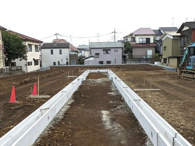 現況写真 土地を見て、間取りが気になりましたら、すぐに図面を引ける設計士さんをご紹介することも出来ます。ご相談ください。