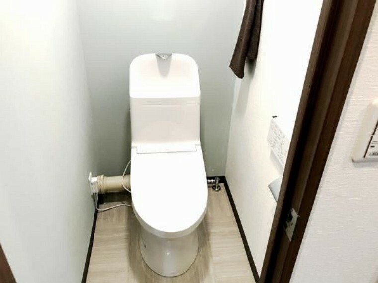 トイレ トイレ　温水洗浄機能付
