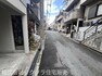 現況写真 前面道路含む現地写真です