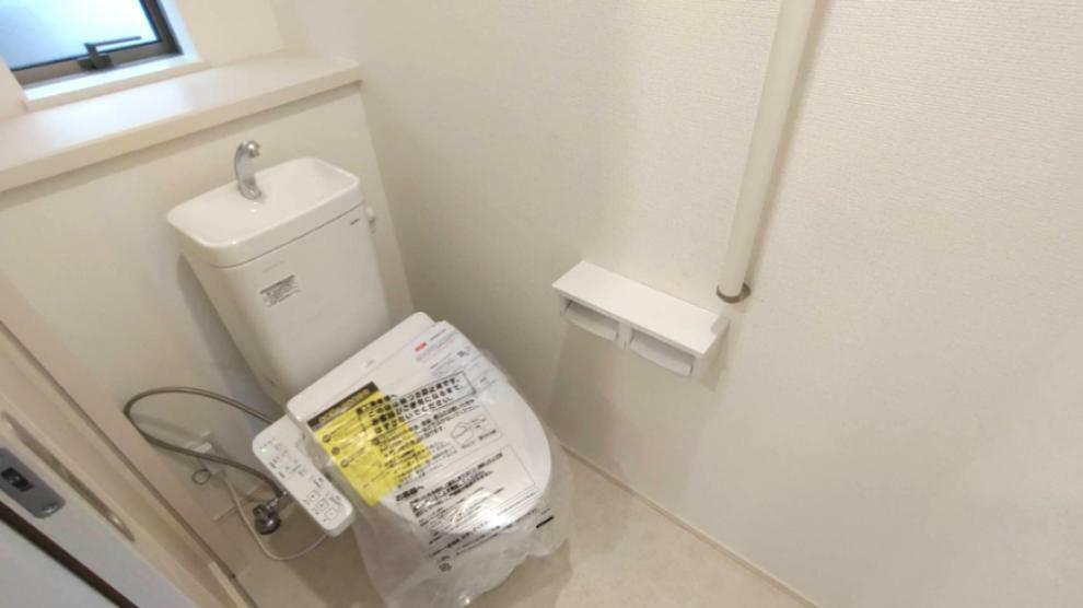 トイレ ホワイト基調の清潔感のあるトイレになります！