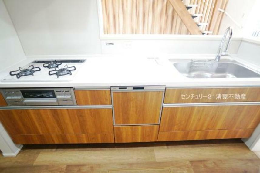 キッチン B棟:忙しい奥様に嬉しい食洗機完備！（2024年01月撮影）