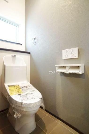 トイレ B棟:温水洗浄便座付きトイレ！（2024年01月撮影）