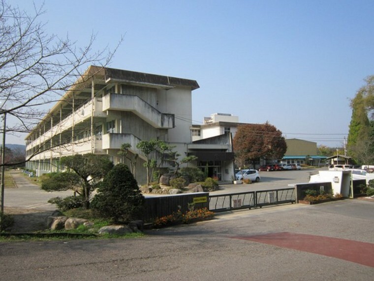 小学校 多治見市立根本小学校