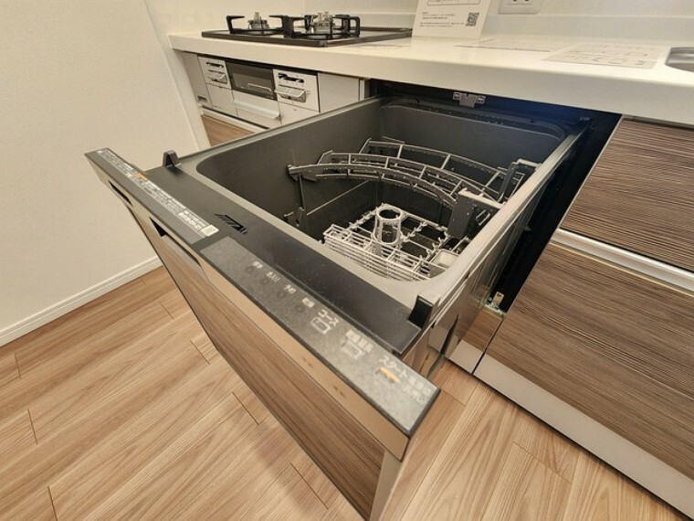 キッチン 家事時間を短縮できる食洗器付き、毎日の負担を減らしてお料理を楽しめる嬉しい設備です。