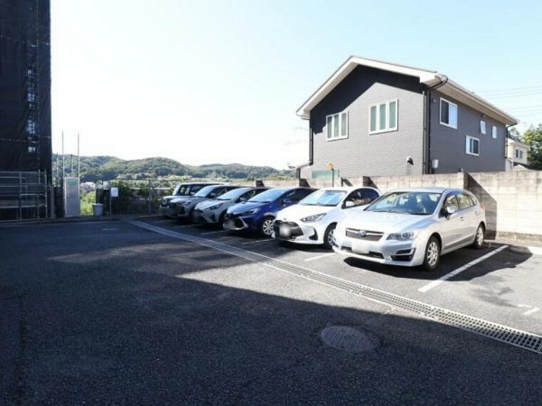 敷地内駐車場 駐車場の様子です。