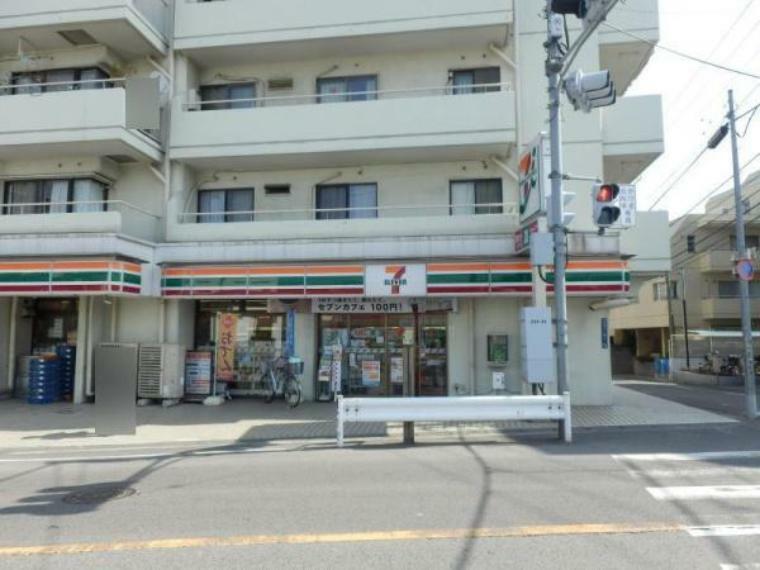 コンビニ セブンイレブン大阪長原3丁目店