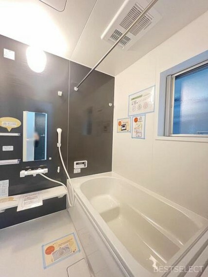 浴室 お子様と入ってものびのびと使えて親子のコミュニケーションもとれる1坪サイズのバスルーム。
