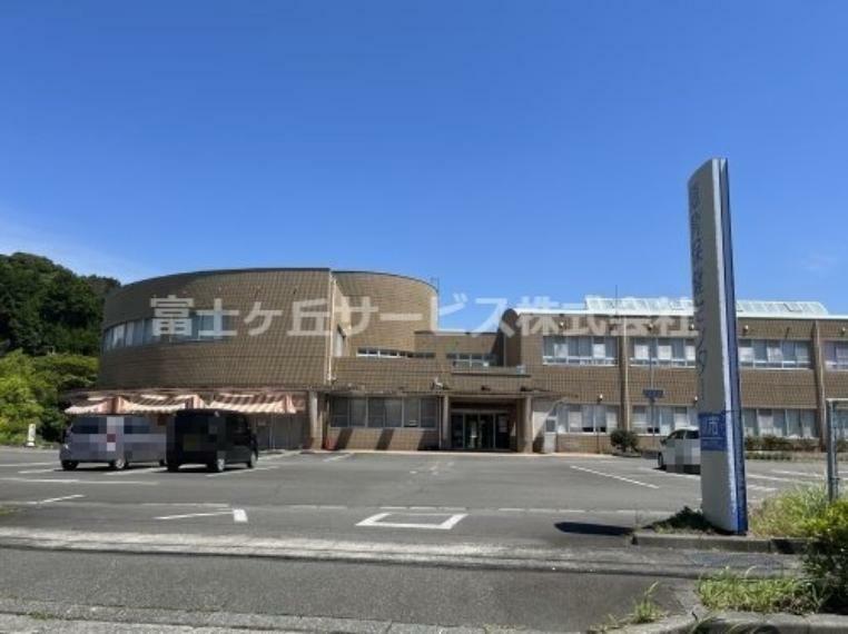 役所 【市役所・区役所】掛川市役所 健康福祉部 健康医療課 徳育保健センターまで2640m