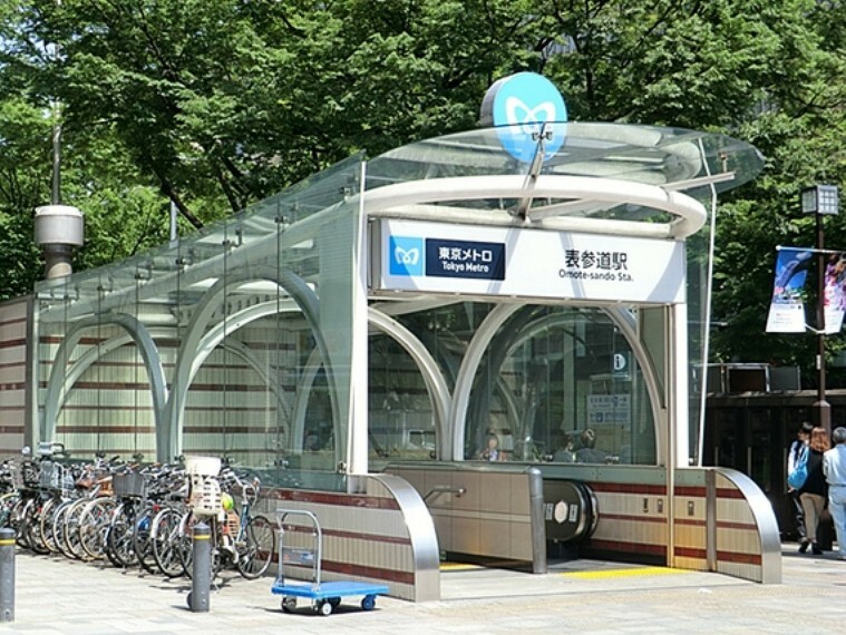 東京メトロ銀座線表参道駅