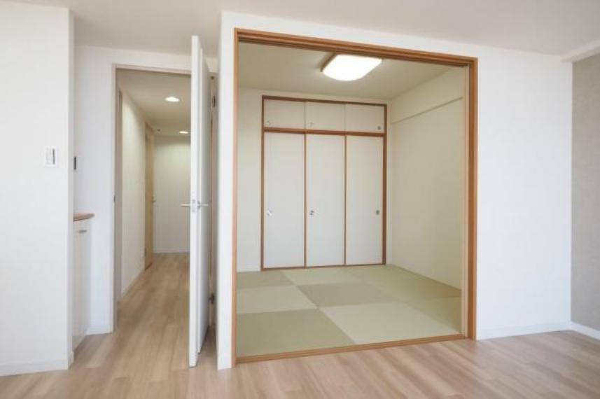 和室 畳のさわやかなグリーンが空間を彩る和室。