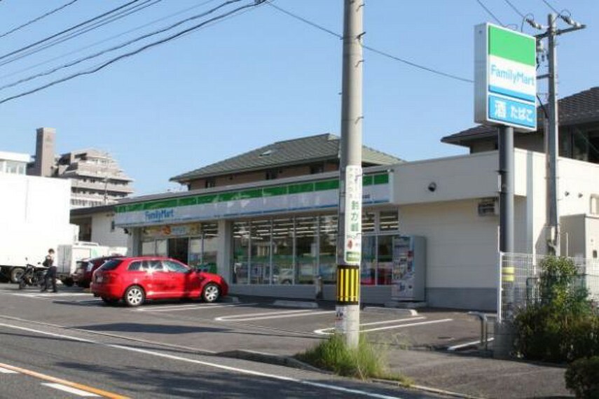 ファミリーマート 広島井口台店（約525m）