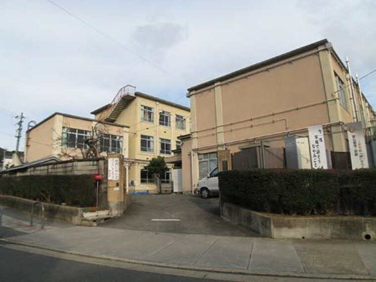 小学校 京都市立金閣小学校