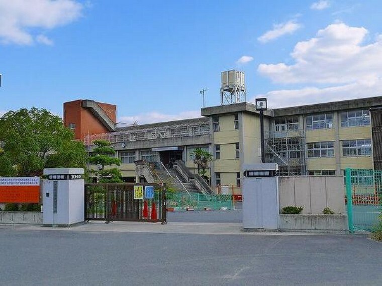 小学校 天理市立丹波市小学校