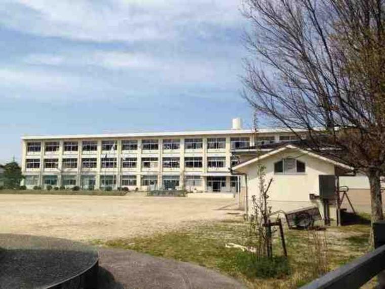 豊田市立若園中学校（約1,200m）