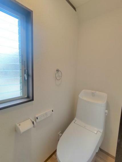 トイレ 【リフォーム後写真:トイレ】トイレはLIXIL製に新品交換しました。