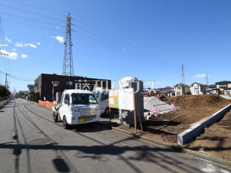 現況写真 接道状況および現場風景　【三鷹市上連雀6丁目】