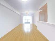 【LDK】画像はCGにより家具等の削除、床・壁紙等を加工した空室イメージです。
