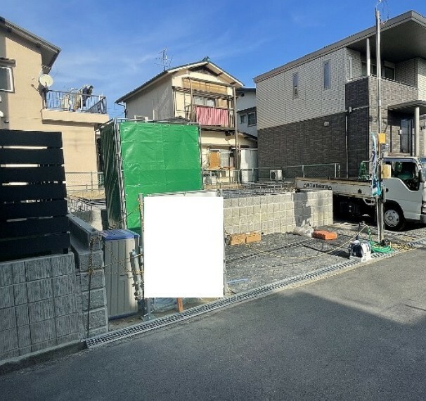 現況写真 前面道路含む現地写真