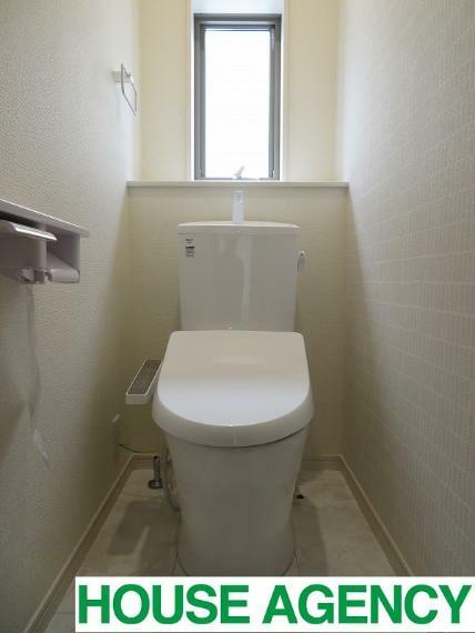 トイレ 温水洗浄便座のトイレ （2024年4月20日撮影）