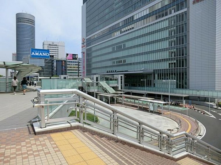 JR新横浜駅まで約1360m