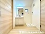 洗面化粧台 ゆとりある空間で快適にお使いいただけるバスルーム。