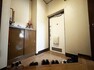 玄関 散らかりがちな靴をたくさん収納できるシューズクローゼット！玄関廻りをいつもスッキリできます！