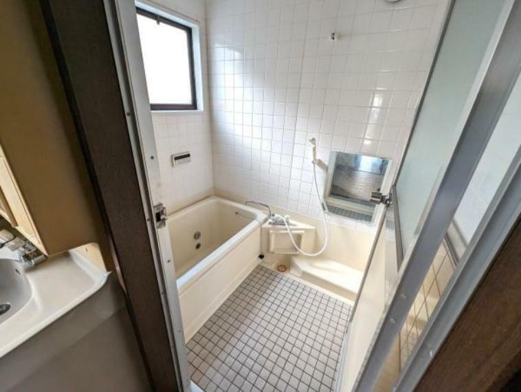 1階　浴室